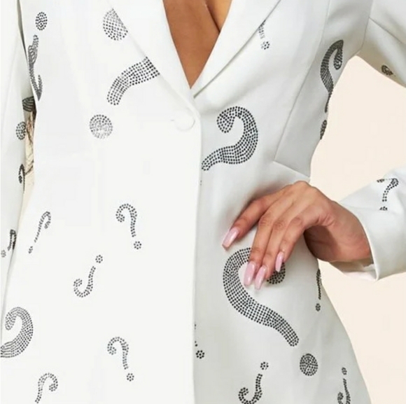 Rhinestone Question Mark 2 piece Suit - Picture 4 of 12